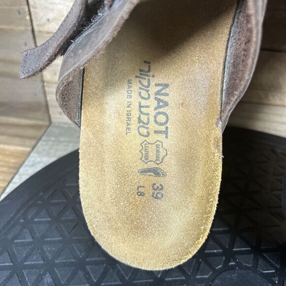 Naot Carly Taupe Nubuck Leather Two Strap Wedge Sandal Womens Sz EU 39 US 8 - Picture 7 of 10